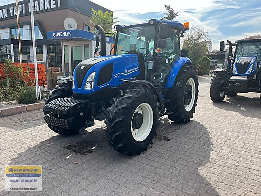 Machinery / Agricultural Machines / Tractors / New Holland / TD5.110