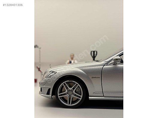 Autoart Diecast Model 1:18 Mercedes Benz Araba - 1328401306