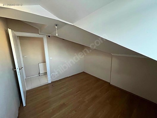Kurtköy merkezde geniş teraslı 2+1 çatı katı
