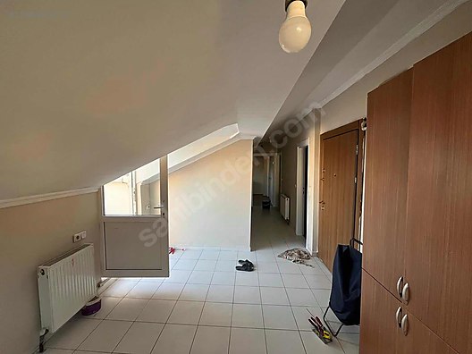 Kurtköy merkezde geniş teraslı 2+1 çatı katı