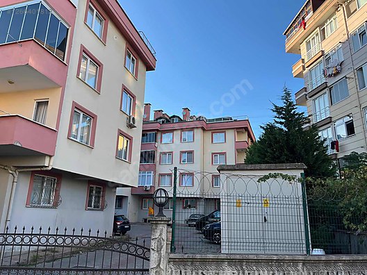 Kurtköy merkezde geniş teraslı 2+1 çatı katı