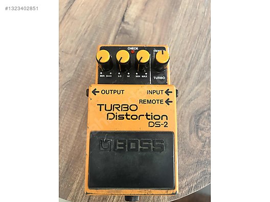 BOSS DS-2 turbo distortion - Efekt Pedalı ve Diğer Enstrüman Yan
