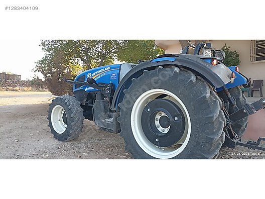 Machinery / Agricultural Machines / Tractors / New Holland / TD4.65B