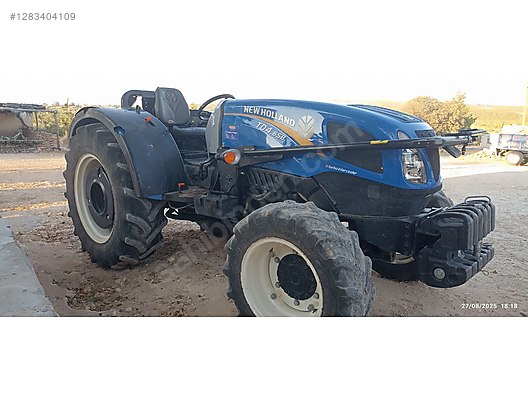 Machinery / Agricultural Machines / Tractors / New Holland / TD4.65B