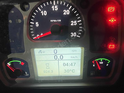 Machinery / Agricultural Machines / Tractors / New Holland / TT60 Classic