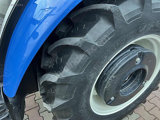Machinery / Agricultural Machines / Tractors / New Holland / TT4.50