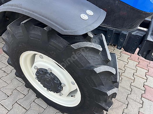 Machinery / Agricultural Machines / Tractors / New Holland / TT4.50