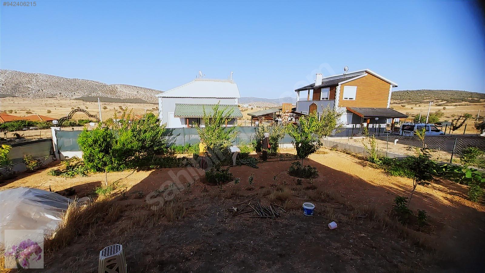 KORKUTELİ BOZOVADA MÜSTAKİL TAPULU 1+1 EV VE 450 MT ARSASI Satılık