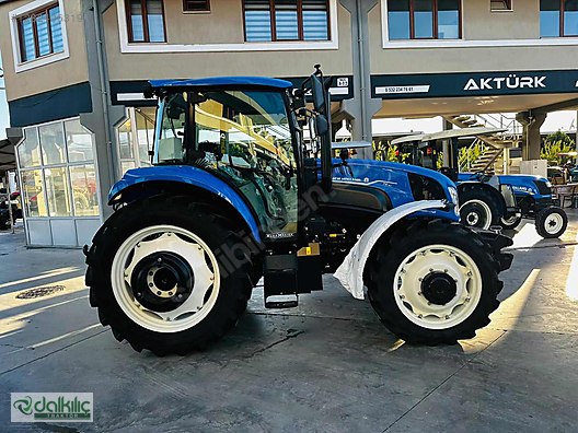 Machinery / Agricultural Machines / Tractors / New Holland / T5.90
