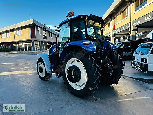 Machinery / Agricultural Machines / Tractors / New Holland / T5.90
