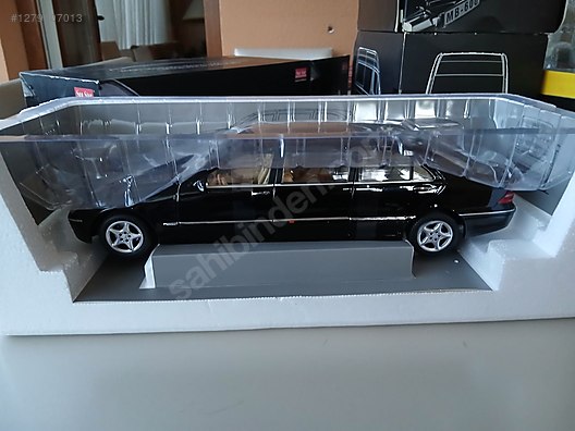 Sunstar Diecast Model 1:18 Mercedes Benz Araba - 1279407013
