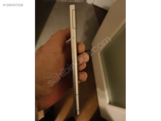 İkinci El ve Sıfır Alışveriş / Cep Telefonu & Aksesuar / Cep Telefonu / Sony / Xperia XZ1