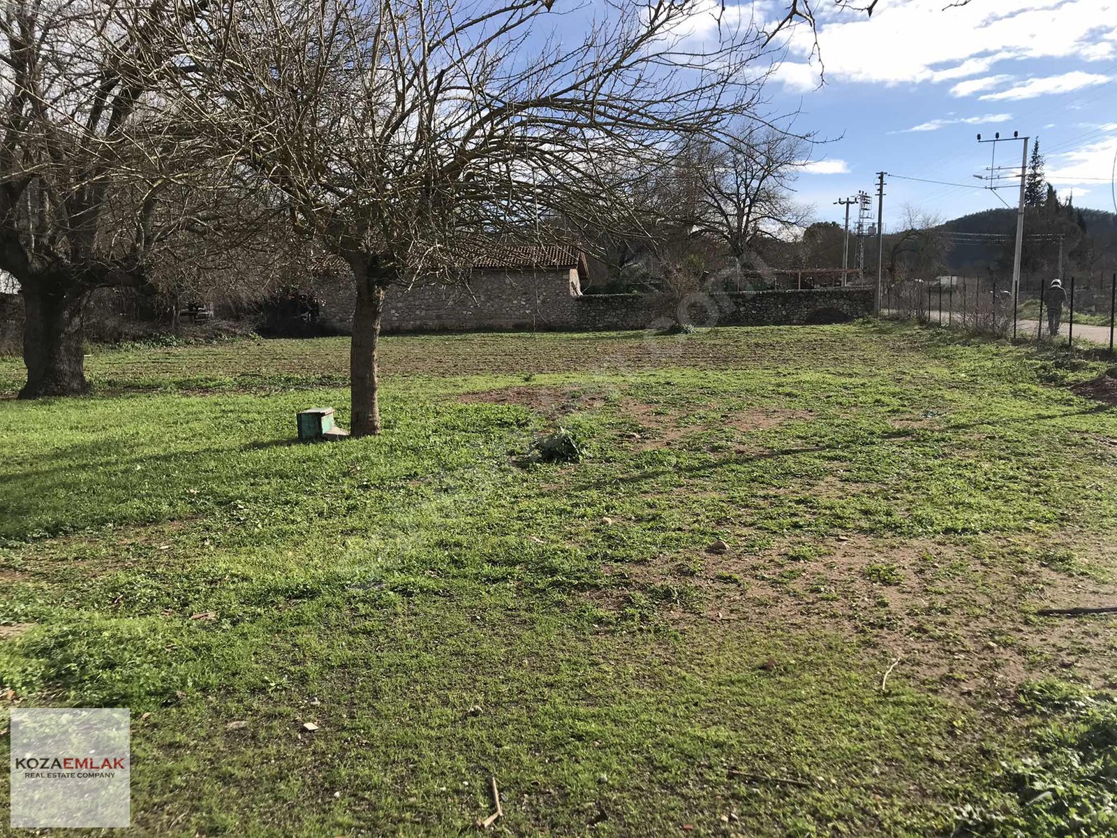 Kayaköy�de Satılık Müstaki Ev ve Arsa Satılık Arsa İlanları