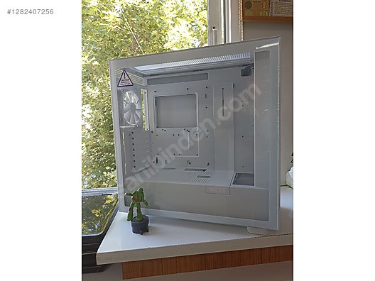 Used & Brand New Items / Computers / Desktops / Desktop Components / Cases