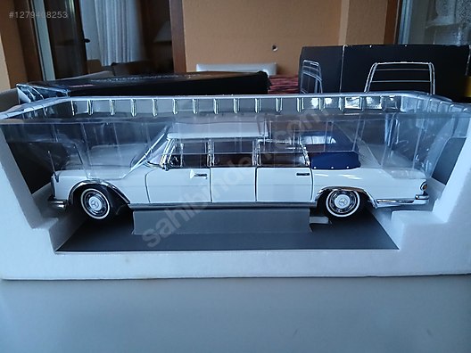 Sunstar Diecast Model 1:18 Mercedes Benz Araba - 1279408253