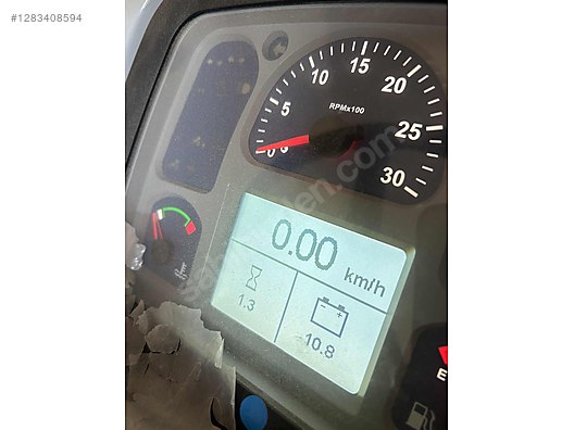 Machinery / Agricultural Machines / Tractors / New Holland / TD4.65B