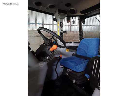 Machinery / Agricultural Machines / Tractors / New Holland / TD5.110