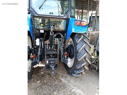 Machinery / Agricultural Machines / Tractors / New Holland / TD5.110