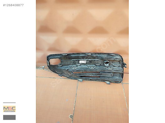 VOLVO XC90 SİS FAR ÇERÇEVESİ NİKELAJLI SAĞ 31663843 - İlan ve
