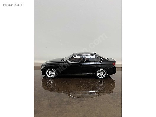 Paragon Diecast Model 1:18 BMW Araba