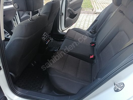 Volkswagen Passat 1 4 Tsi Bluemotion Comfortline Hatasiz Boyasiz Dsg Cam Tavan Sahibinden Comda 879409595