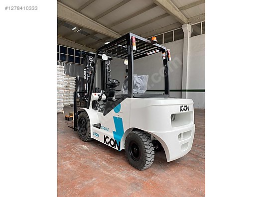 Machinery / Industrial / Carrying & Stacking Equipment / Forklifts / For Sale / Ceylift