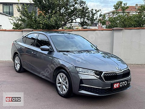 ER OTO 2024 SKODA OCTAVİA 1.5 e-TEC PREMİUM 30.000...