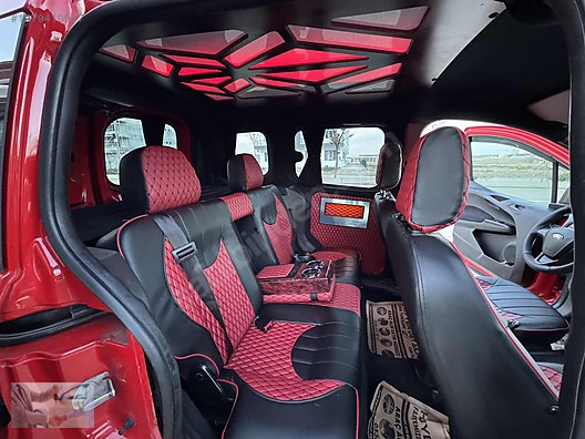 Vasıta / Minivan & Panelvan / Ford / Tourneo Courier / 1.5 TDCi Delux