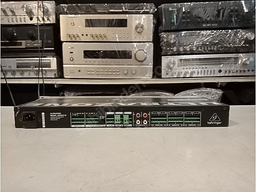 エレキング　2体 BEHRİNGER ZMX8210 V2 PROFESYONEL 8 KANALI MİXER sahibinden.comda