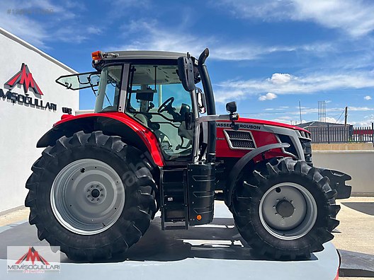 6S.145 2022 Massey Ferguson