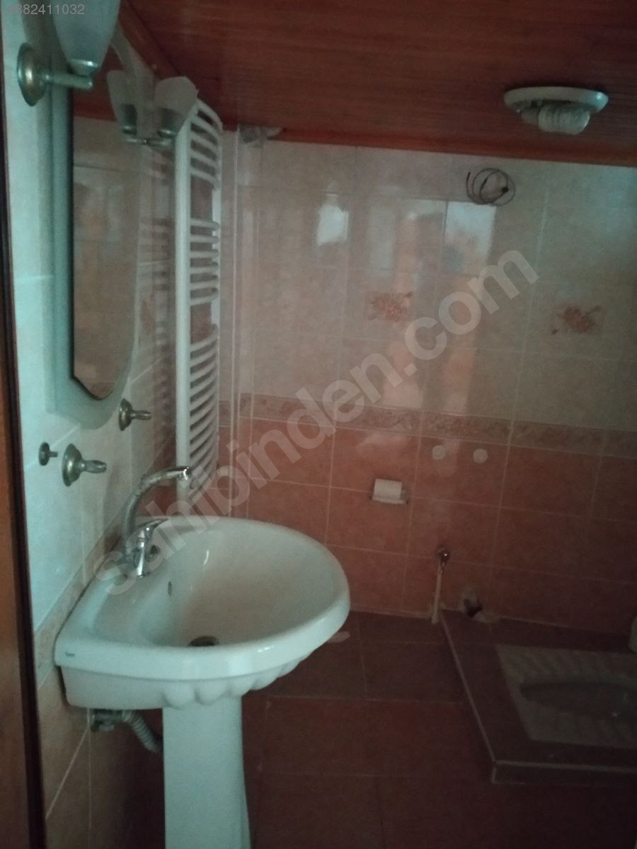 2katlı geniş bahçeli çarşıya yakın müstakil ev Satılık Müstakil Ev