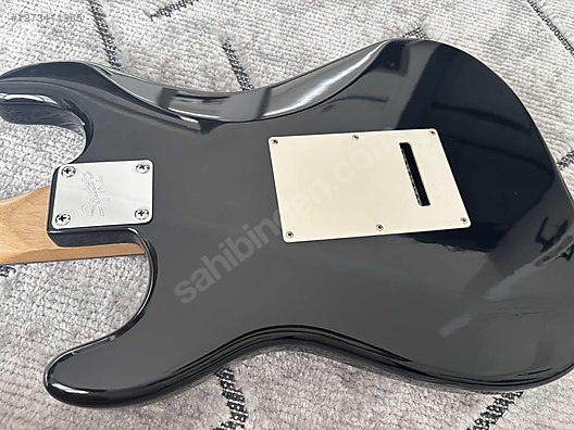 İkinci El ve Sıfır Alışveriş / Müzik / Müzik Aletleri / Telli Çalgılar / Gitar / Elektro