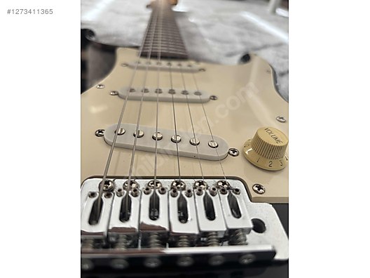 İkinci El ve Sıfır Alışveriş / Müzik / Müzik Aletleri / Telli Çalgılar / Gitar / Elektro