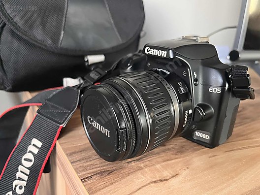 Canon EOS 1000D (Rebel XS) DSLR Dijital Fotoğraf Makinesi