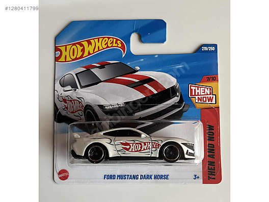 Hot Wheels Diecast Model 1:64 Ford Araba - 1280411799