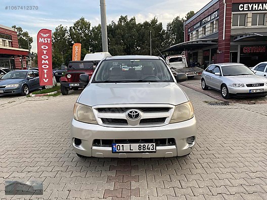 Toyota / Hilux / 2.5 4x2 Comfort / CEYHAN AUTO DAN SATILIK TOYOTA HILUX ...