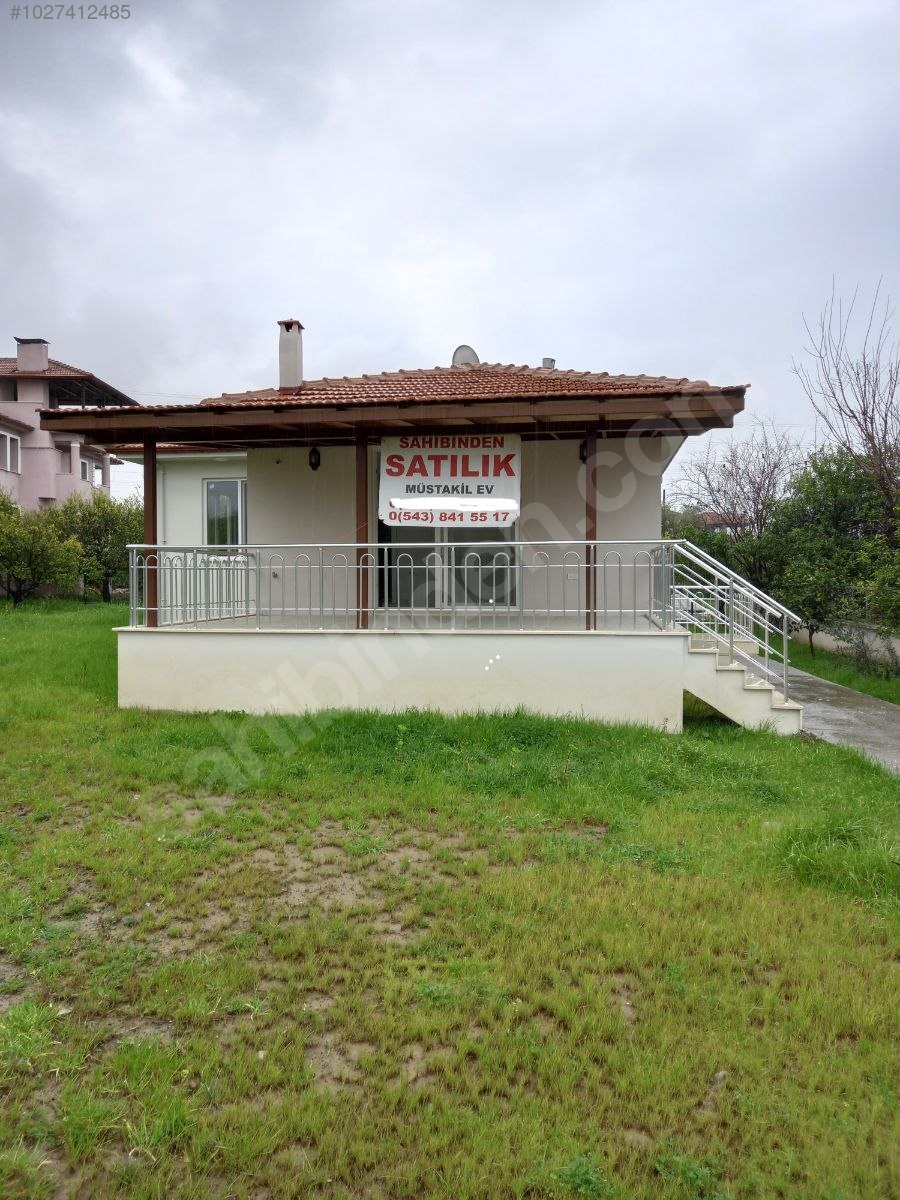 700m2 arsa içinde Satılık Müstakil Villa Satılık Müstakil Ev İlanları