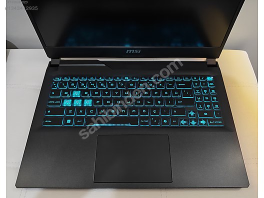 Intel Core i5 MSI Oyuncu Laptop - 1343412935