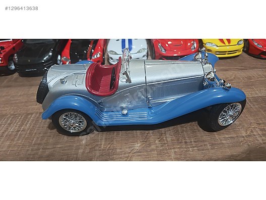 Burago Diecast Model 1:18 Alfa Romeo Araba - 1296413638