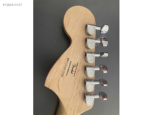 Squier Elektro Gitar