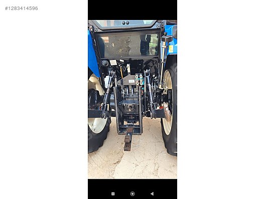 Machinery / Agricultural Machines / Tractors / New Holland / TD100D