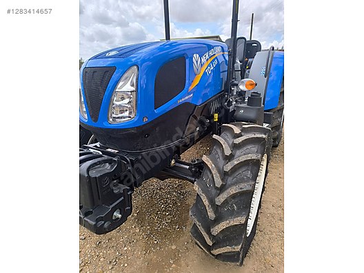Machinery / Agricultural Machines / Tractors / New Holland / TD4.65B