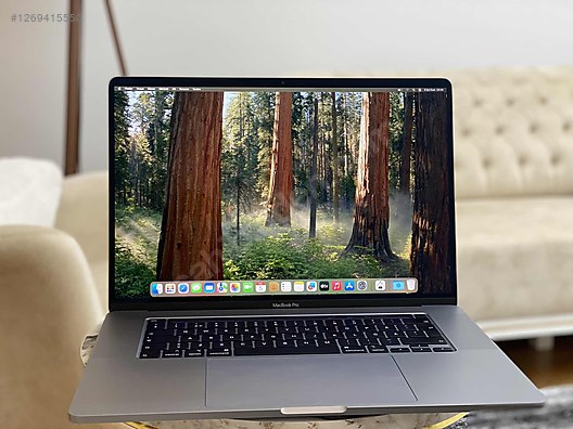 Apple Macbook / MacBook Pro 2021 intel Core i9 2.4 GHz 8