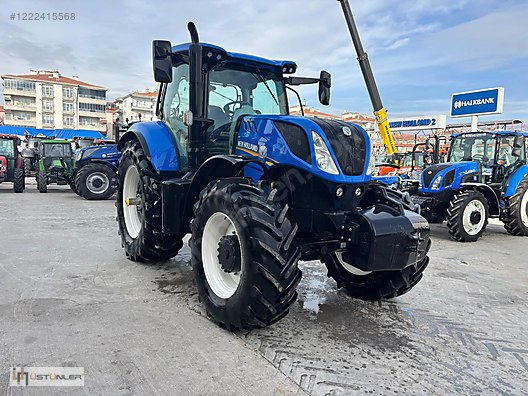 Machinery / Agricultural Machines / Tractors / New Holland / T7.230