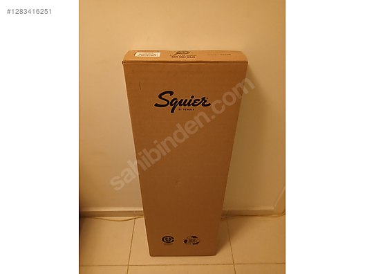 Squier Elektro Gitar