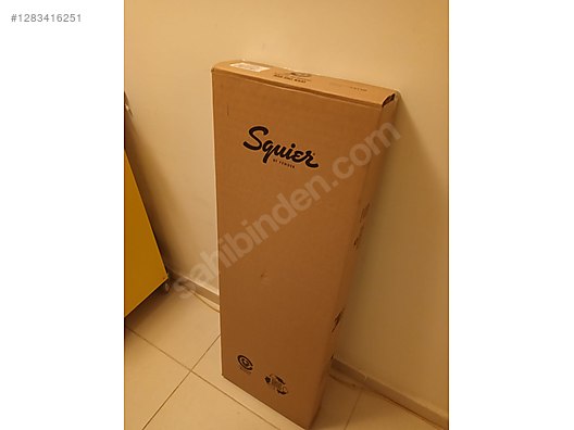 Squier Elektro Gitar