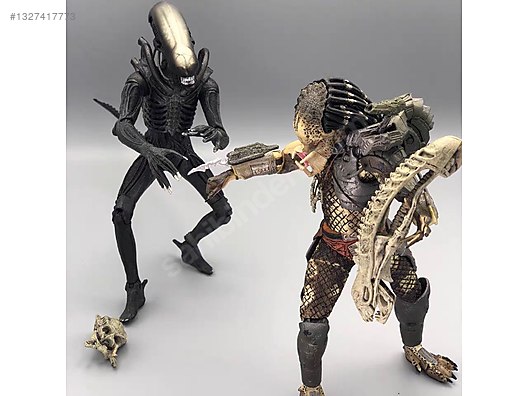 NECA Alien vs. Predator (AVP) Alien Warrior vs. Predator Actio