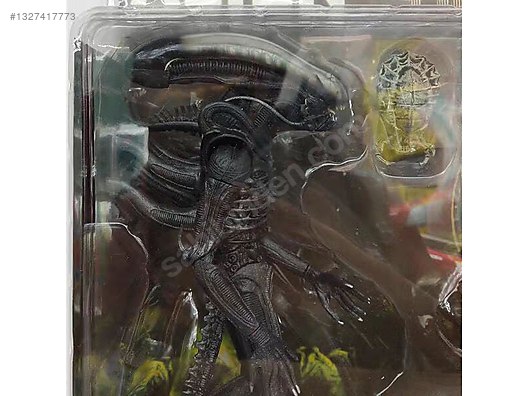 NECA Alien vs. Predator (AVP) Alien Warrior vs. Predator Actio