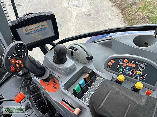 İş Makineleri & Sanayi / Tarım Makineleri / Traktör / New Holland / T7070