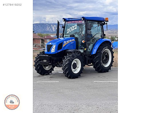 Machinery / Agricultural Machines / Tractors / New Holland / T4.70S